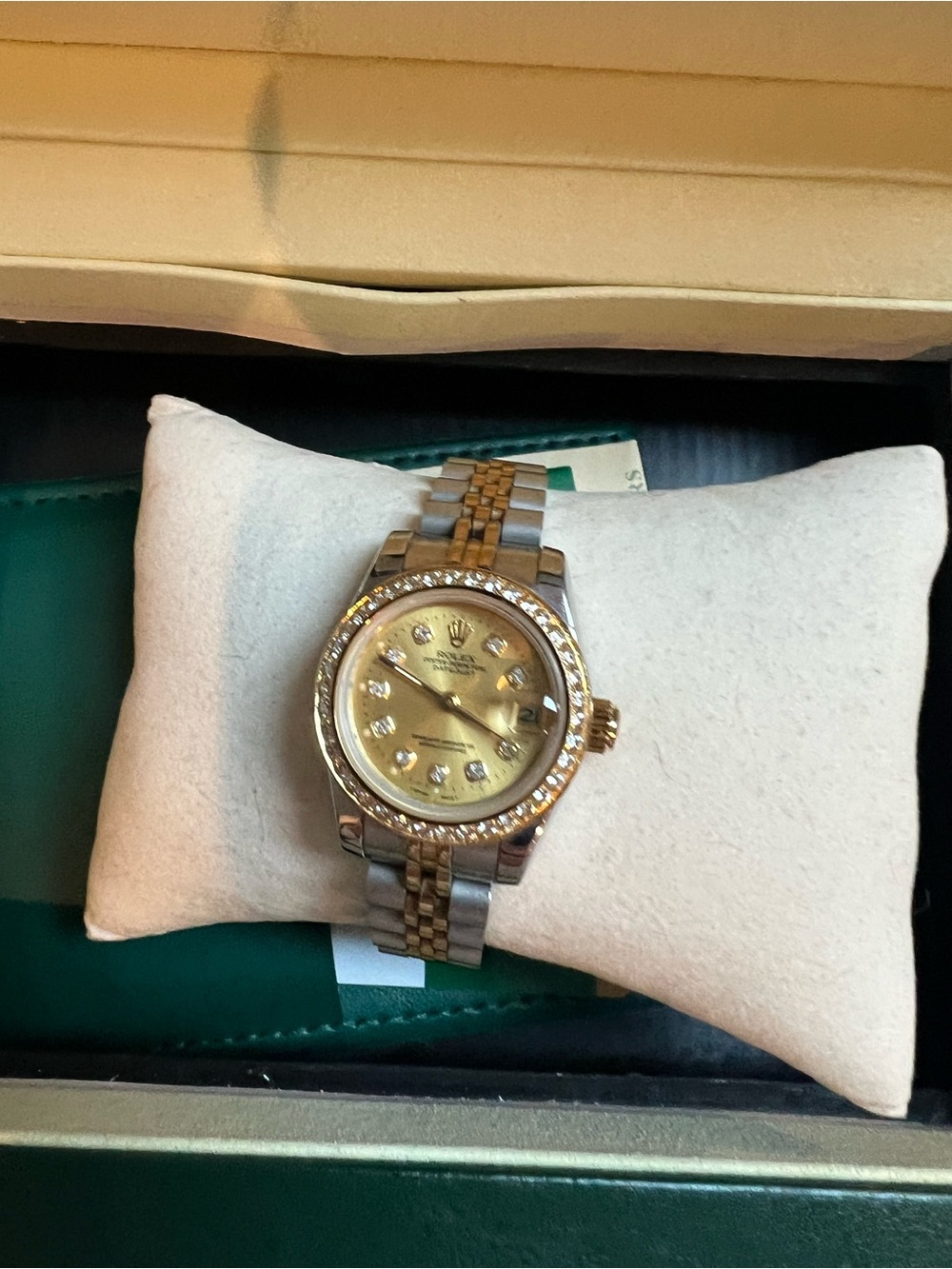 Unknown brand..,  Two-Tone Gold and Silver Diamond Bezel Women's Bracelet Watch - Picture 13 of 16